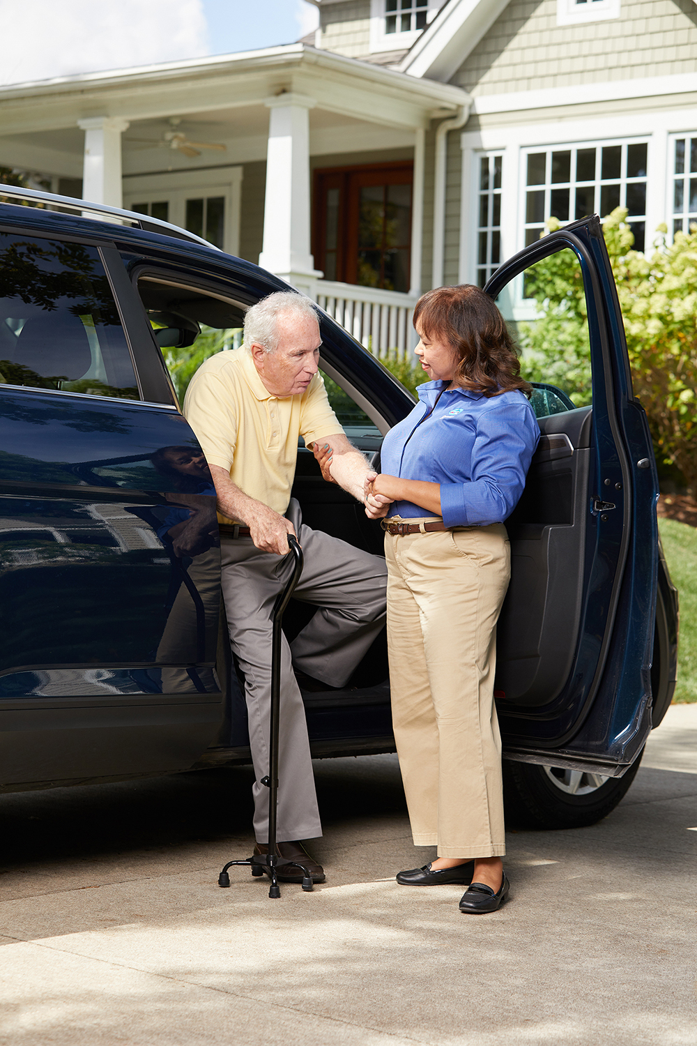 Canadian car service offers daily rides, companionship to seniors